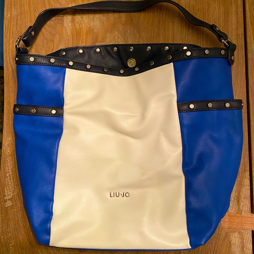 Liu Jo brand new purse. Made in Italy.